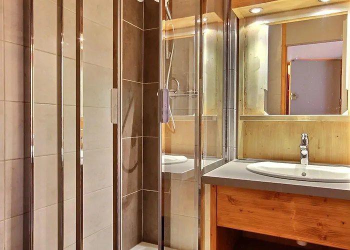 Renove Avec Balcon, Pied Des Pistes, Proche Commerces - Fr-1-455-35 La Plagne